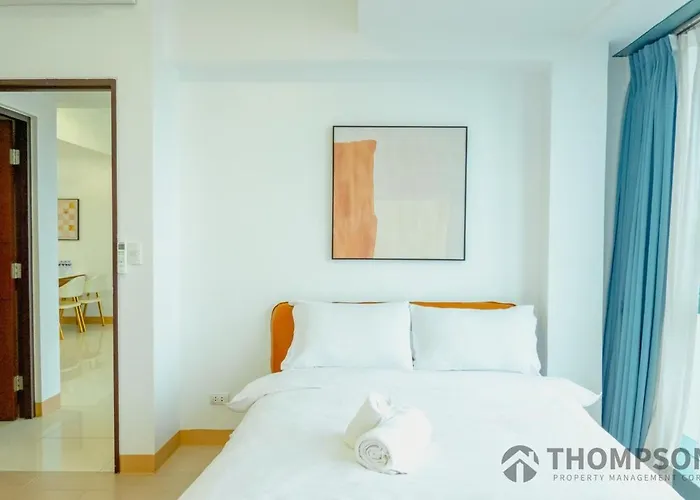 Premium 2 Bedroom And 1 Living With Balcony - One Uptown, Bgc Apartamento *