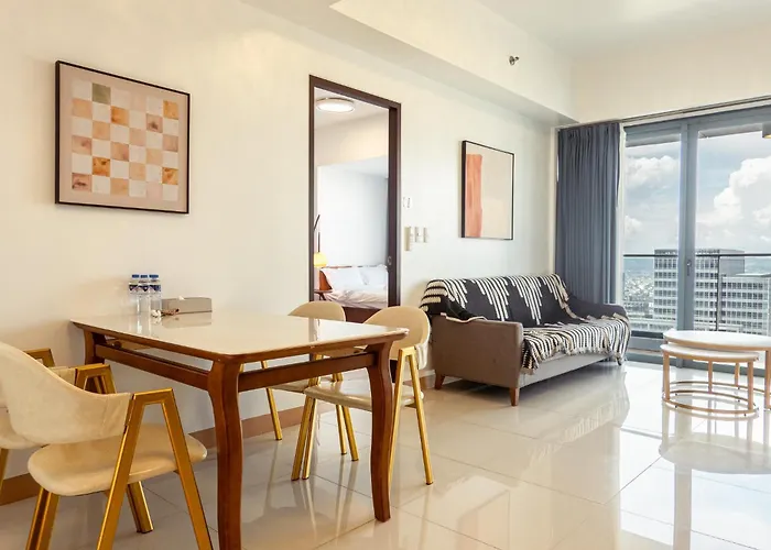 Apartamento Premium 2 Bedroom And 1 Living With Balcony - One Uptown, Bgc *